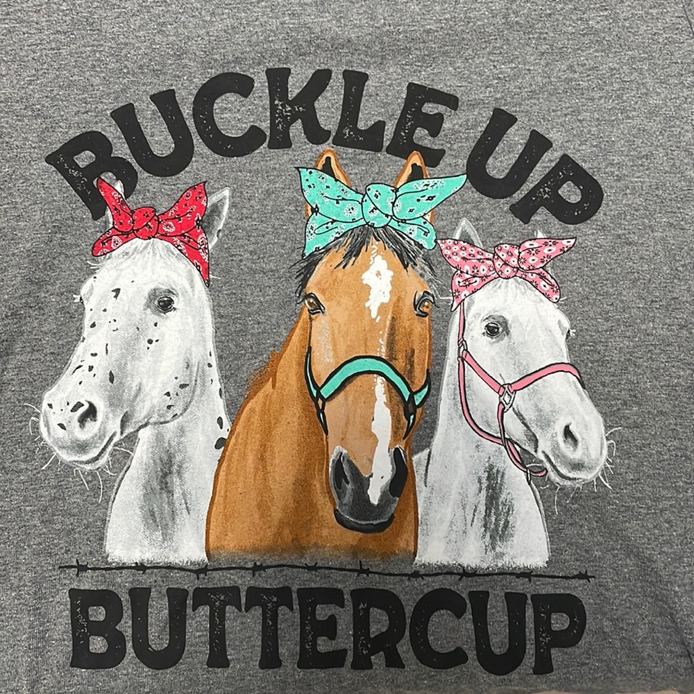 SUPER CUTE!!! Grey Horse shirt size M